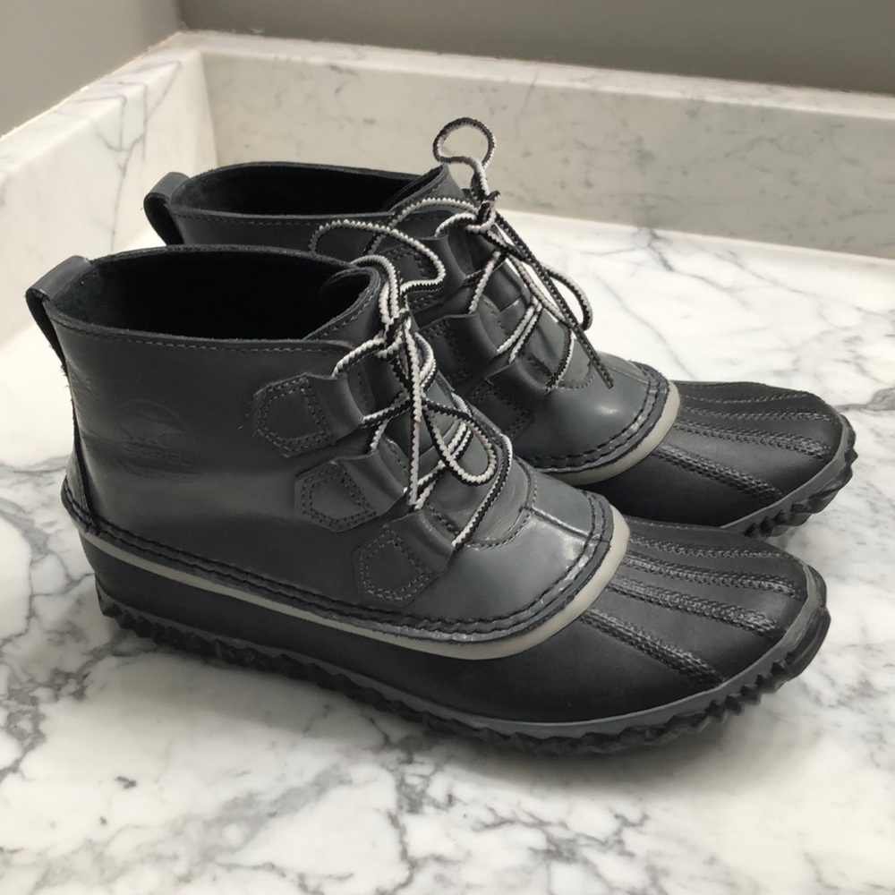 Sorel rain boots